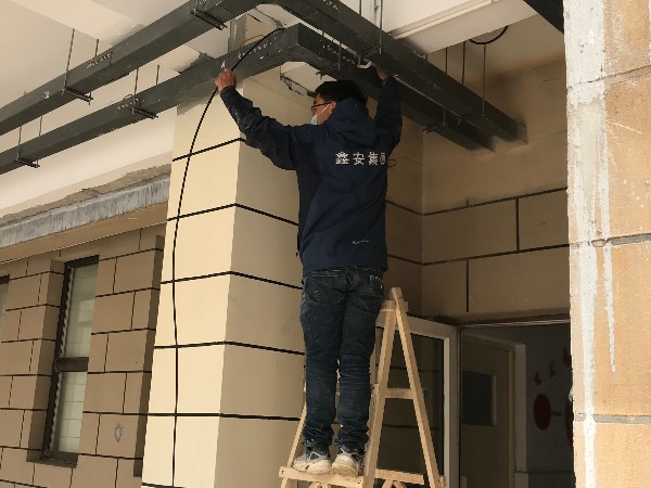 西安安裝監(jiān)控?cái)z像頭多少錢？陜西鑫安安防如是說