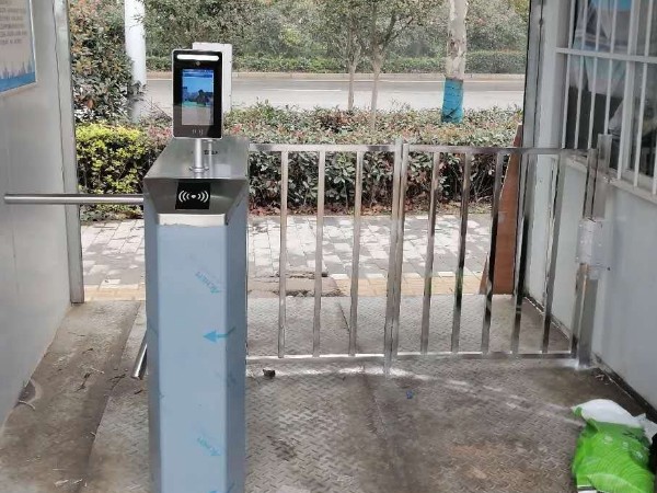 工地難管理怎么辦？一套工地通道門禁系統(tǒng)解決您的所有難題