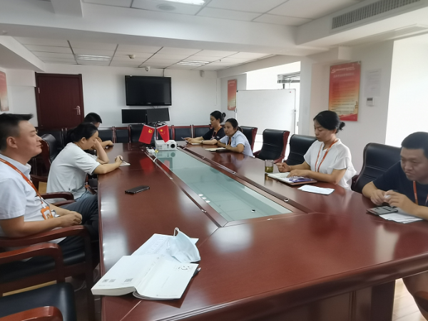 陜西鑫安安防職工讀書會(huì)，學(xué)習(xí)稻盛和夫《心》