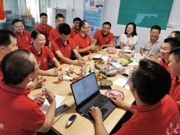 陜西鑫安安防參加牛商爭霸賽業(yè)績沖刺會議:乘風(fēng)破浪，勇往直前