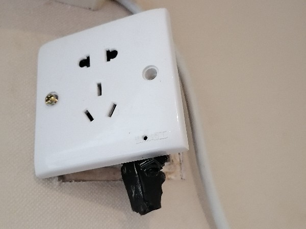 杜絕針孔無線微型監(jiān)控器，監(jiān)控是保護(hù)而不是監(jiān)視偷拍